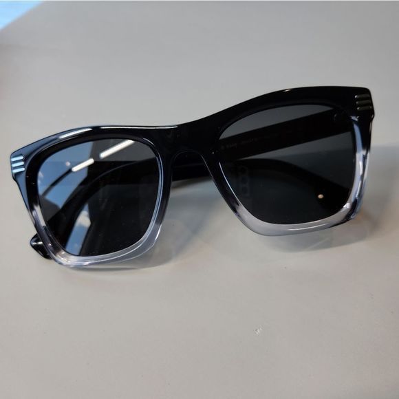 Burberry Cooper B 4348 - Picture 2 of 6